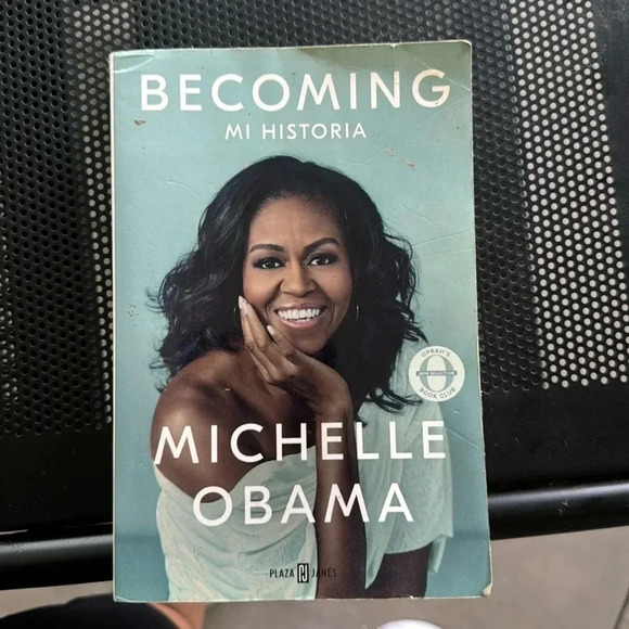 Other - Michelle Obama | BOOK BECOMING Mi historia
